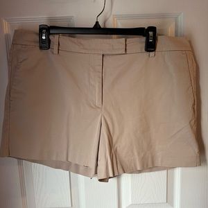 Ann Taylor Women’s Shorts Size 14